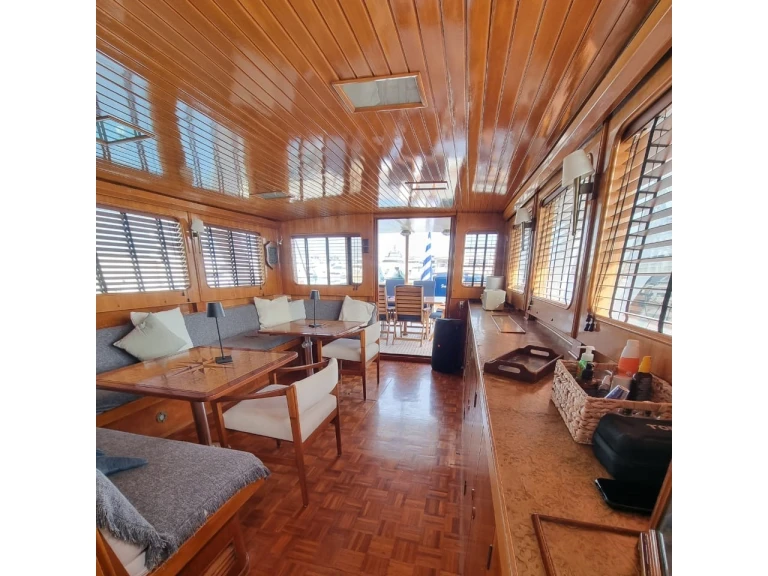 Location bateau Álimos pas cher Grand Banks 72