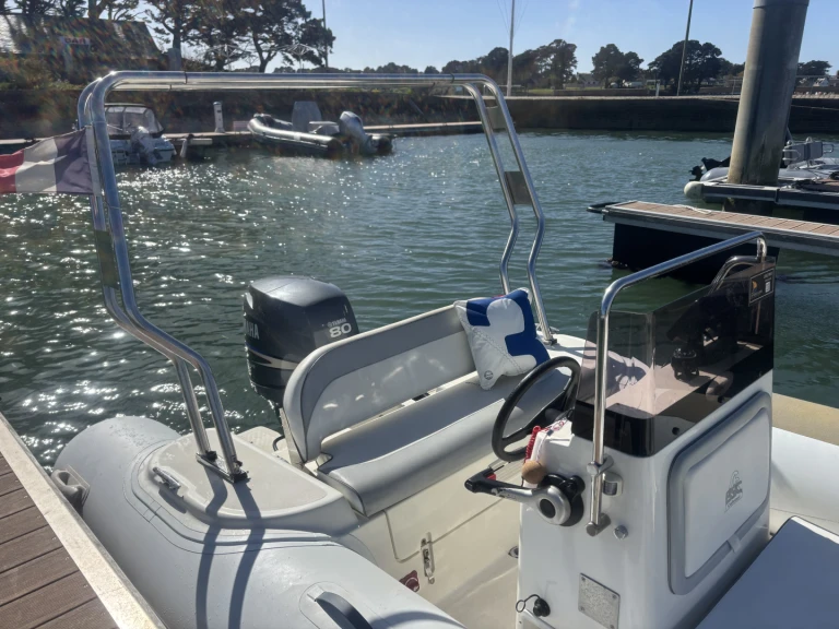 Louez un Bsc BSC 50 à Vannes