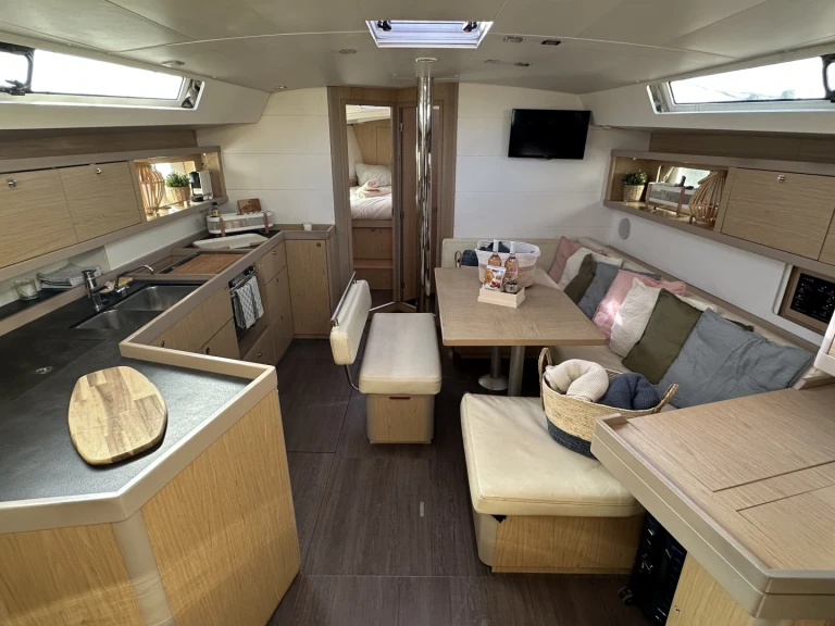 Voilier à louer à Port de Hyères (St Pierre) au meilleur prix