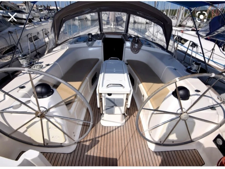 Location bateau Bavaria Bavaria 44 à Anávyssos sur Samboat