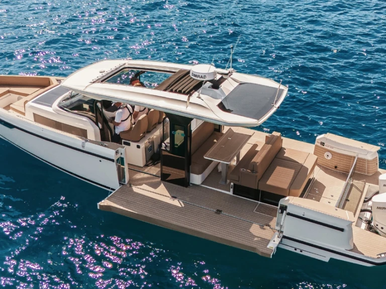 Location Bateau à moteur à Marina Botafoch - Saxdor 400 GTS