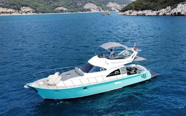Bateau à moteur à louer à Antalya (City) au meilleur prix