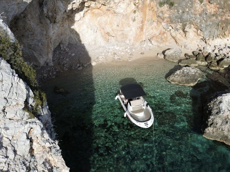 HM FLY 22 a louer à Kaštela