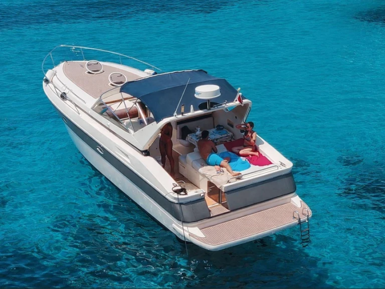 Location à Porto Rotondo - Ilver mirable 39  sur SamBoat