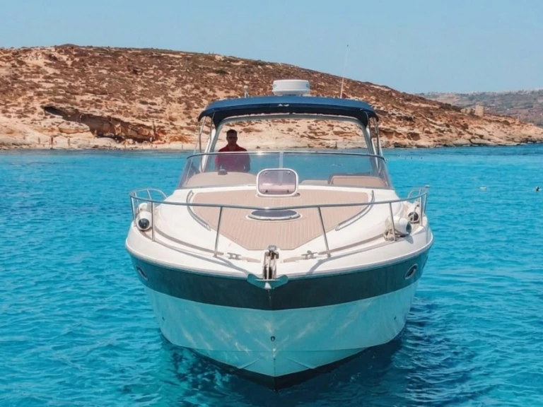 Louer Bateau à moteur avec ou sans skipper Ilver à Porto Rotondo