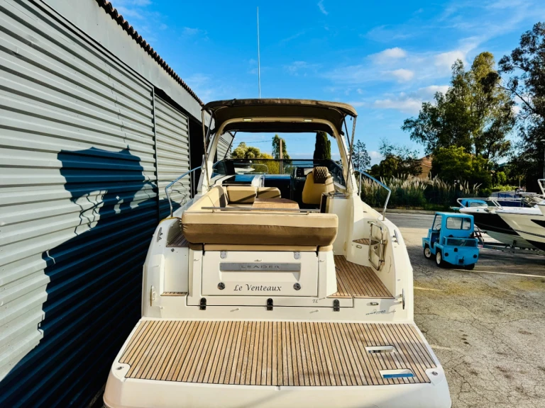 Location à Fréjus - Jeanneau Leader 30 sur SamBoat
