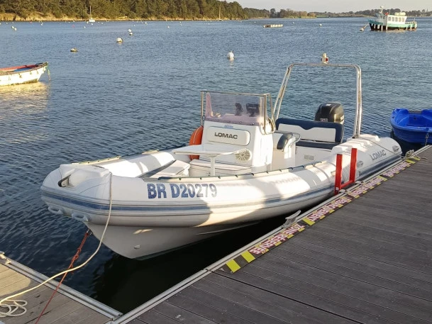 Location bateau Larmor-Baden pas cher Lomac 660 IN