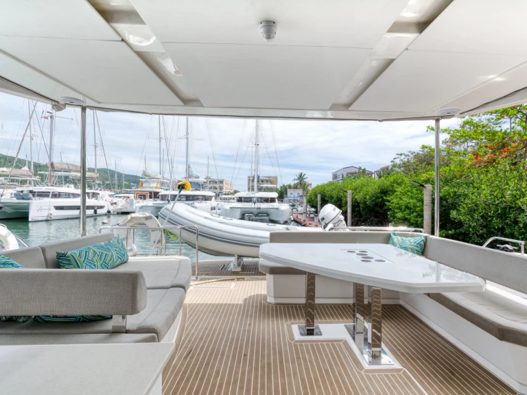 Leopard 53 Motor Yacht a louer à Tortola