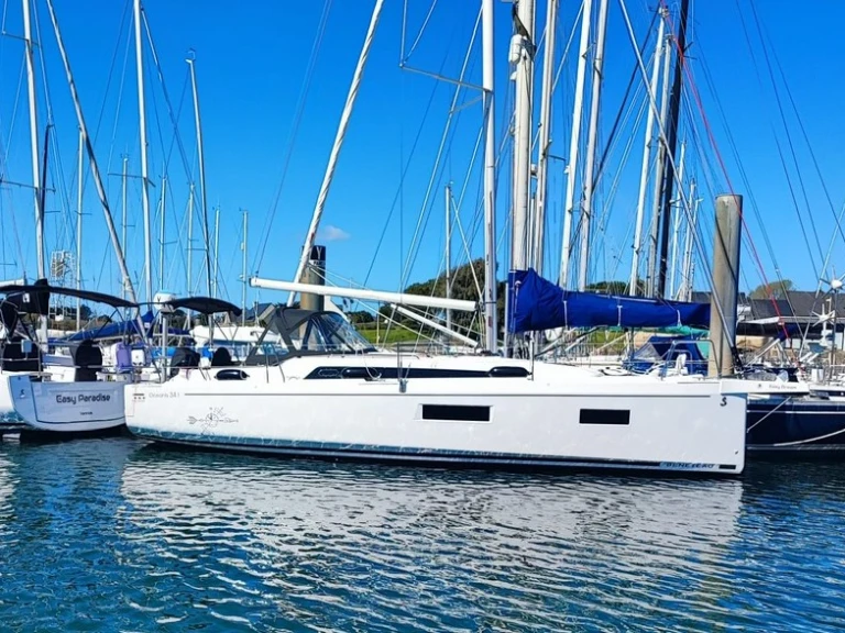 Louez un Bénéteau Oceanis 34.1 à Arzon
