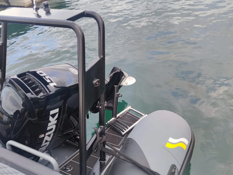 Semi-rigide à louer à Dinard au meilleur prix