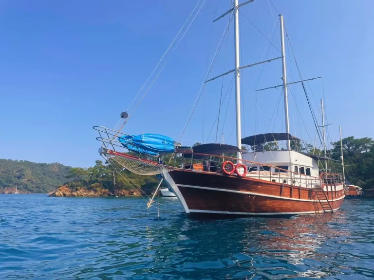 Louer Voilier avec ou sans skipper Custom à Kaş