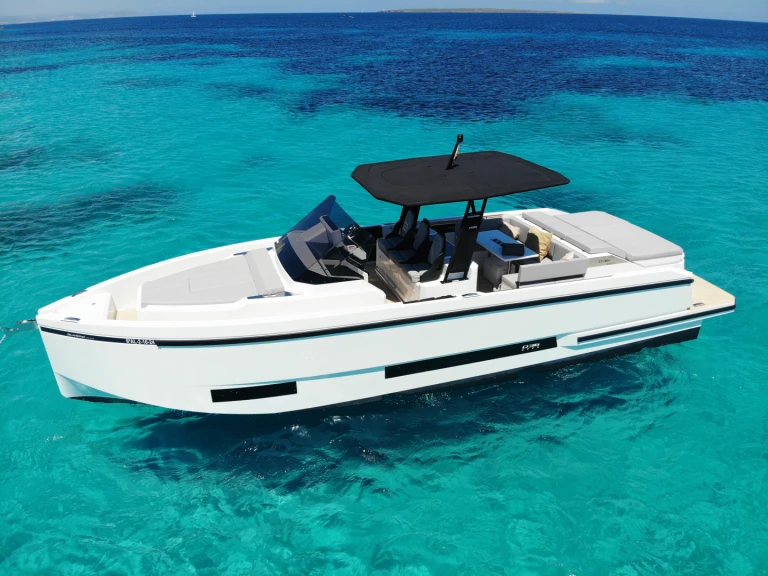 Location Bateau à moteur à Ibiza (Ville) - De Antonio D36 Open