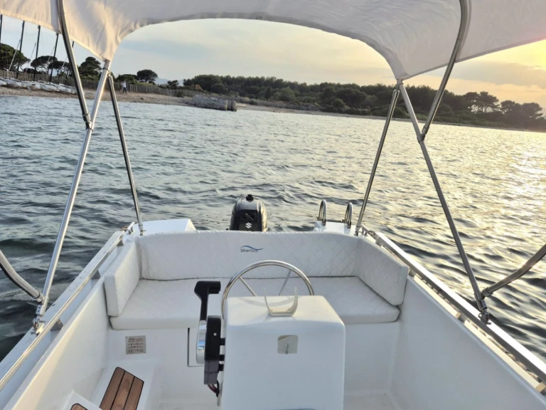 Silver Silver yacht 495 a louer à Cannes