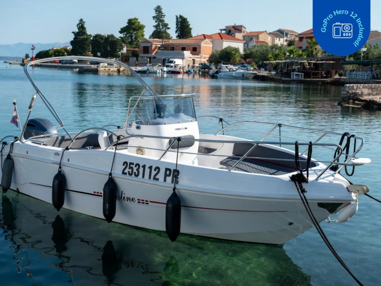 Location Bateau à moteur Bluline avec permis