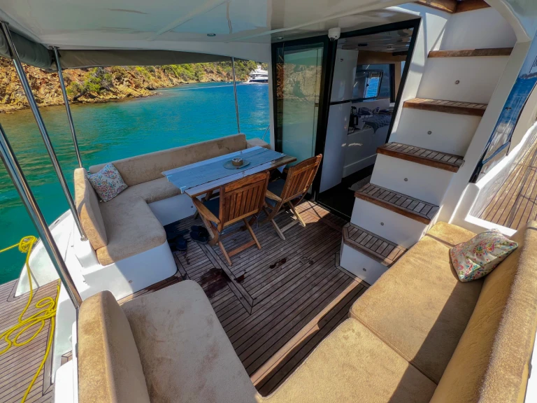 Louez un Custom Made Agara 44 à Skopea Marina