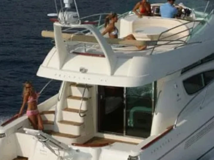 Louez un Jeanneau Prestige 460 Fly à Vigo