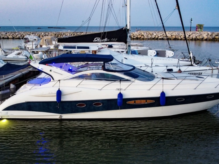 Location bateau Azimut Atlantis 47 à Porto Siracusa sur Samboat