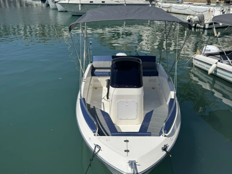 Louer Bateau à moteur avec ou sans skipper Octopus à Manilva