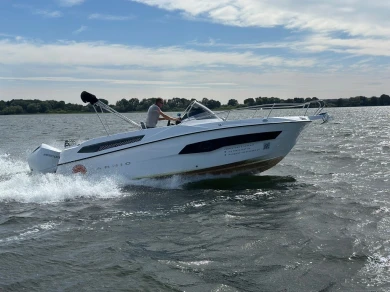 Boot mieten Fleesensee günstig Karnic SL 702