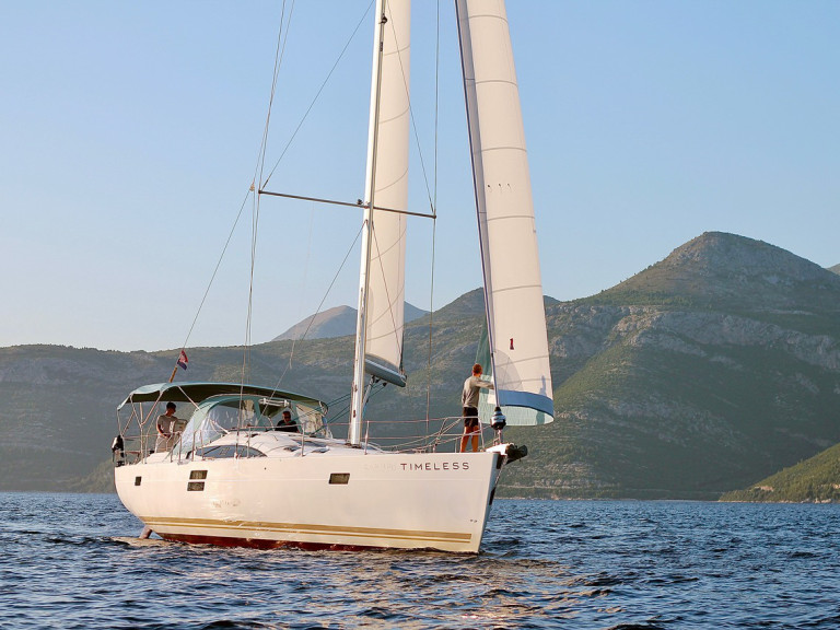 Louer Voilier avec ou sans skipper Elan à Betina