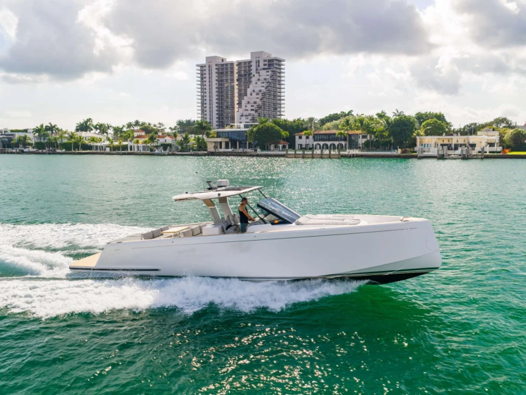 Location à Miami - Pardo Yachts 43 Pardo sur SamBoat