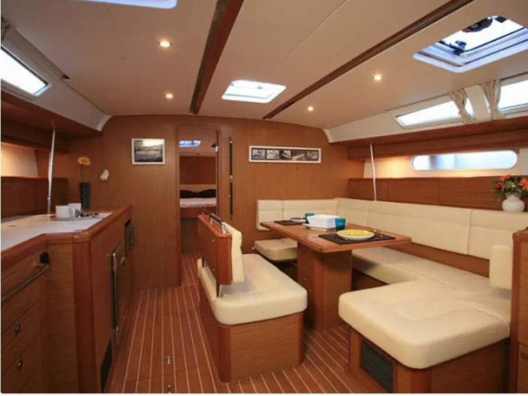 Location bateau Jeanneau Sun Odyssey 49i à Álimos sur Samboat