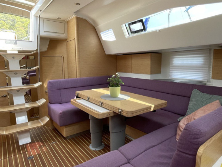 Elan Elan 50 Impression (5 cabins) a louer à Betina