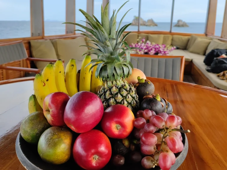 Location bateau  Motoryacht Maha Bhetra à Mai Khao sur Samboat