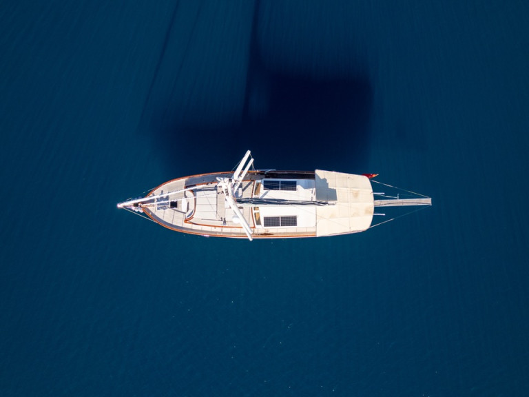 Louez un Unknown Carpediem coral à Bodrum