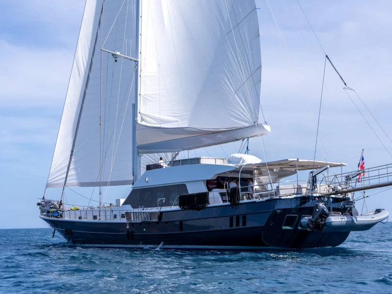 Location bateau Le Pirée pas cher Good Life