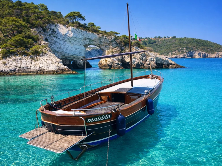 Location bateau Di Pinto Sermoneta 29' à Vieste sur Samboat