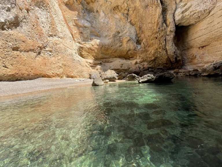 Bateau à moteur à louer à Vieste au meilleur prix