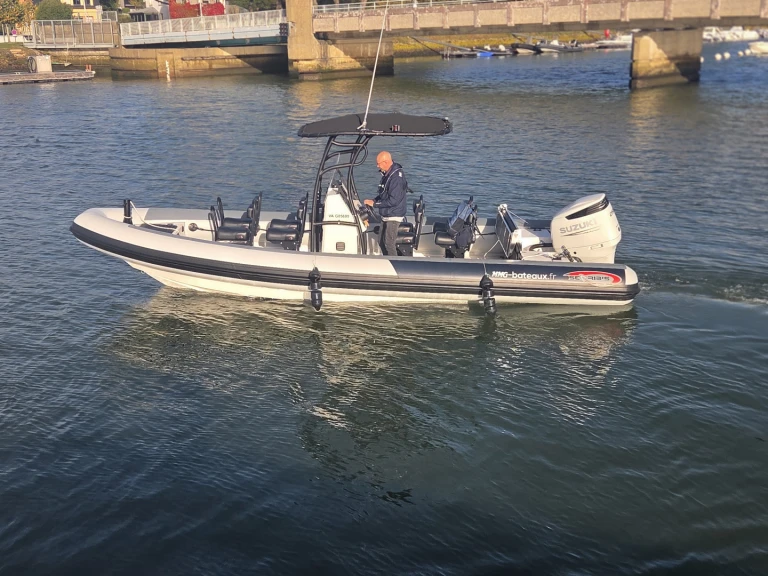 Louez un Searib's SR 760 PRO à Arzon