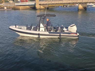 Ein Searib's SR 760 PRO mieten in Arzon