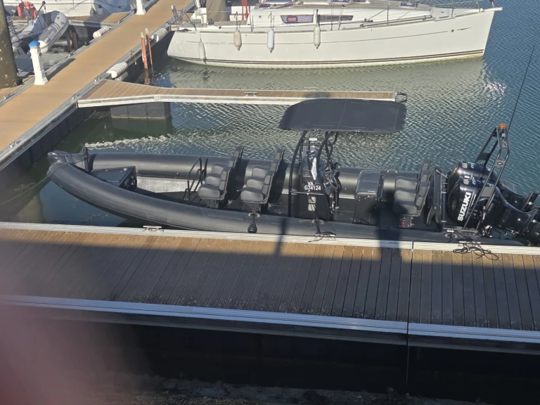 Louez un Searib's SR 8.60 PRO à Arzon