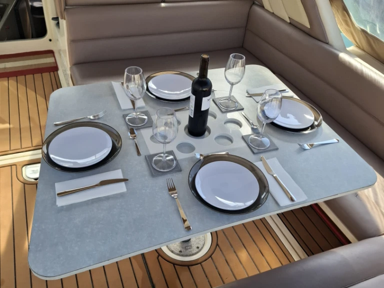 Bateau à moteur à louer à Valence au meilleur prix