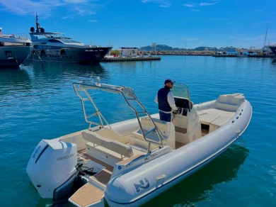 RIB rental in Beaulieu-sur-Mer - Nuova Jolly NJ 700 XL