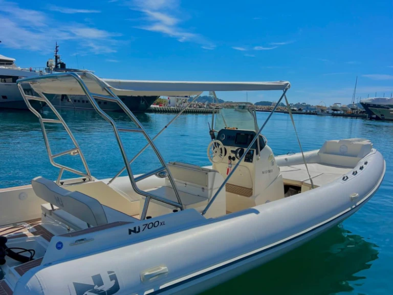 Location à Nice - Nuova Jolly NJ 700 XL sur SamBoat