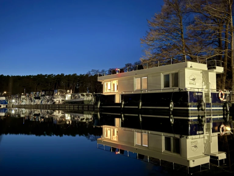 Location bateau Waren (Müritz) pas cher Yachtsuite