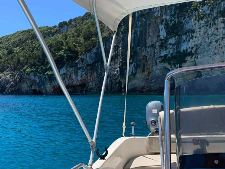 Location bateau Ranieri Ranieri 500 Open à Zakynthos sur Samboat