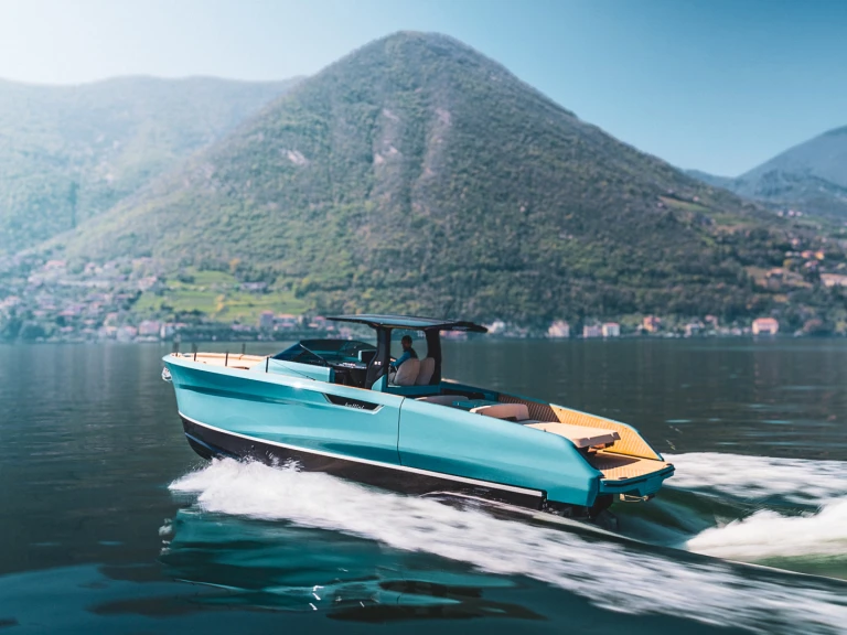 Location Bateau à moteur Bellini Yacht avec permis