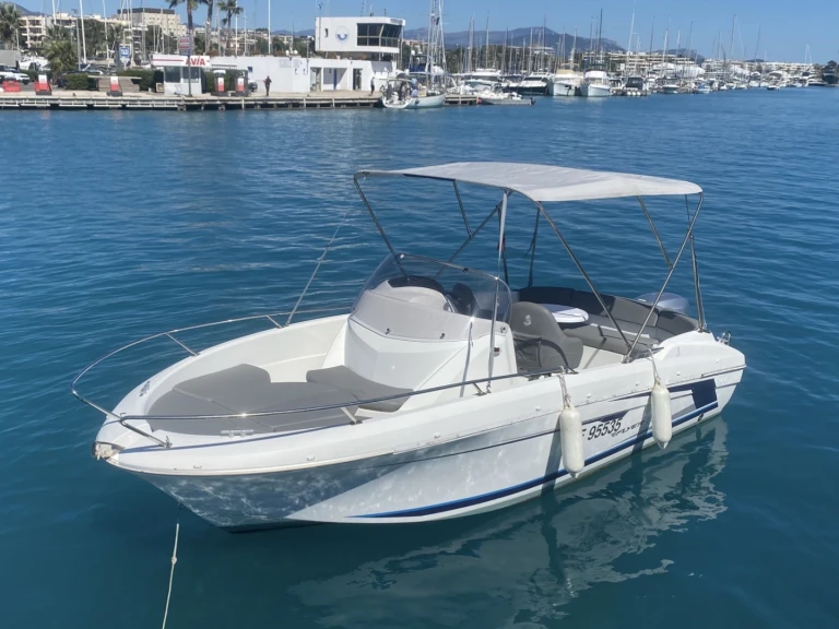Louez un Bénéteau Flyer 650 Open à France