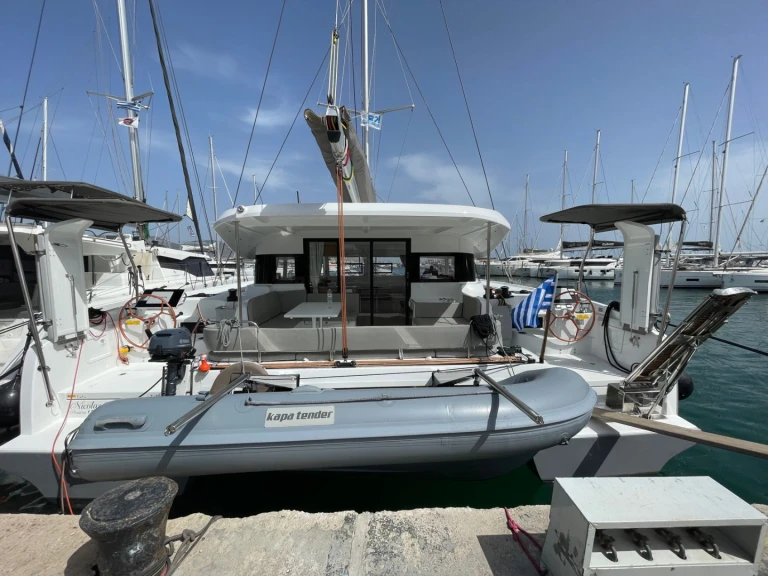 Location bateau Ligia pas cher Excess 14