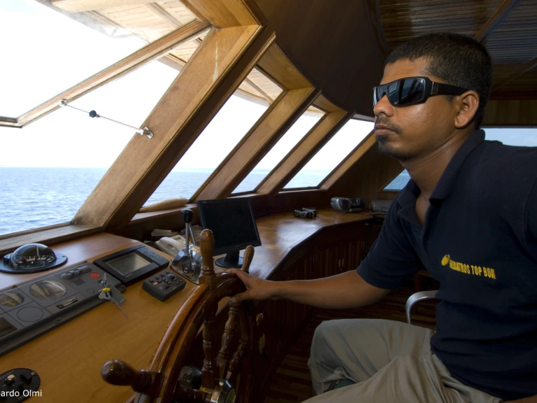 Location bateau  Conte Max à Hulhumale sur Samboat