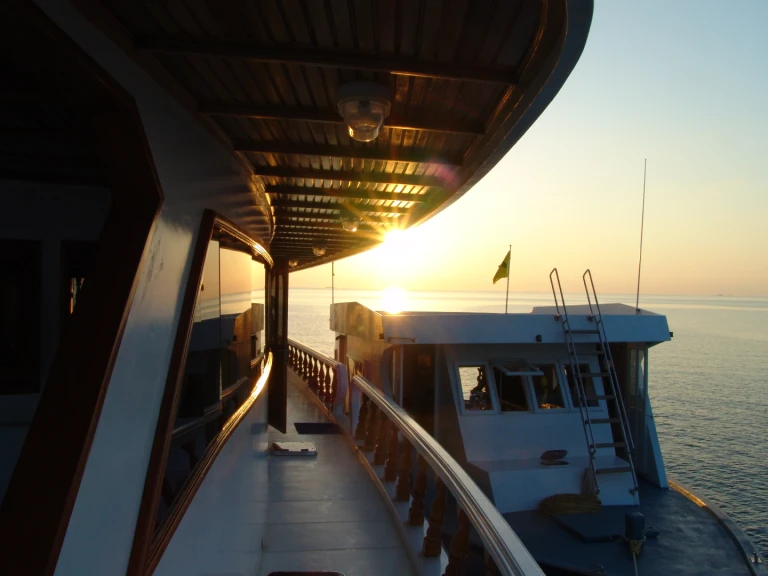 Louer Bateau à moteur avec ou sans skipper  à Hulhumale