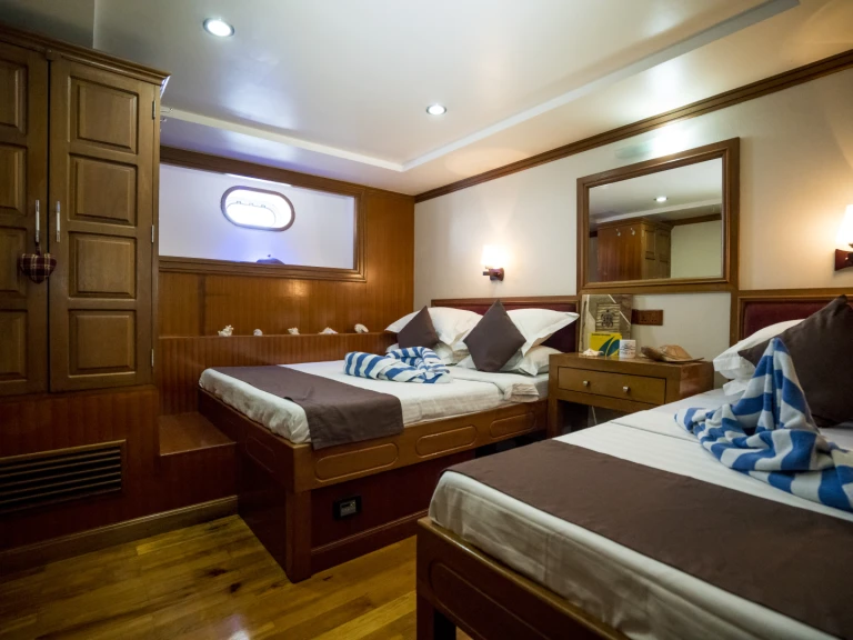 Location à Hulhumale -  Duke of York - Cabin (triple-1 double + 1 single bed) sur SamBoat