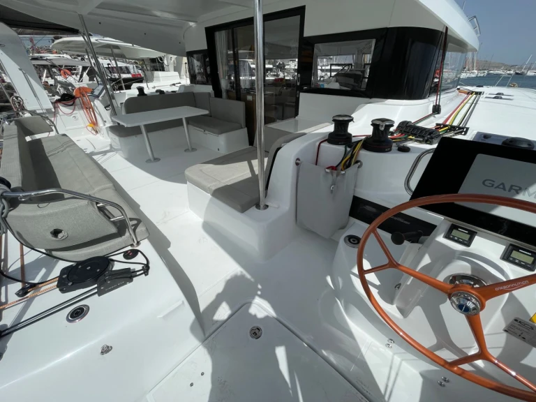 Location Catamaran à Ligia - Excess Excess 14