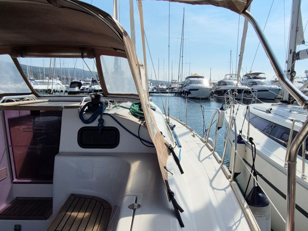 Louer Voilier avec ou sans skipper Elan à Punat