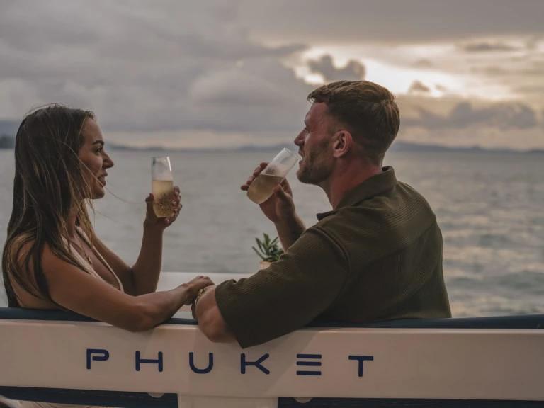 Louer Bateau à moteur avec ou sans skipper Galeon à Ko Kaeo (Koh Kaeo)