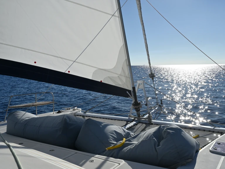 Location bateau Vlychada pas cher Catana 42